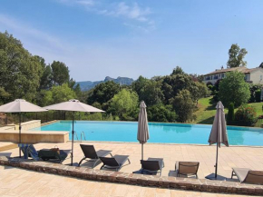 Holiday flats with golf, spa and pool